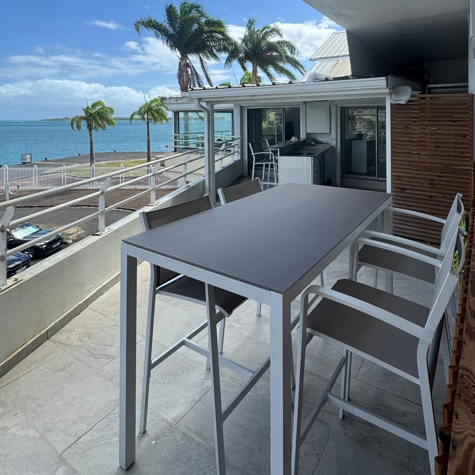 Le Loft Apartment in Les Abymes