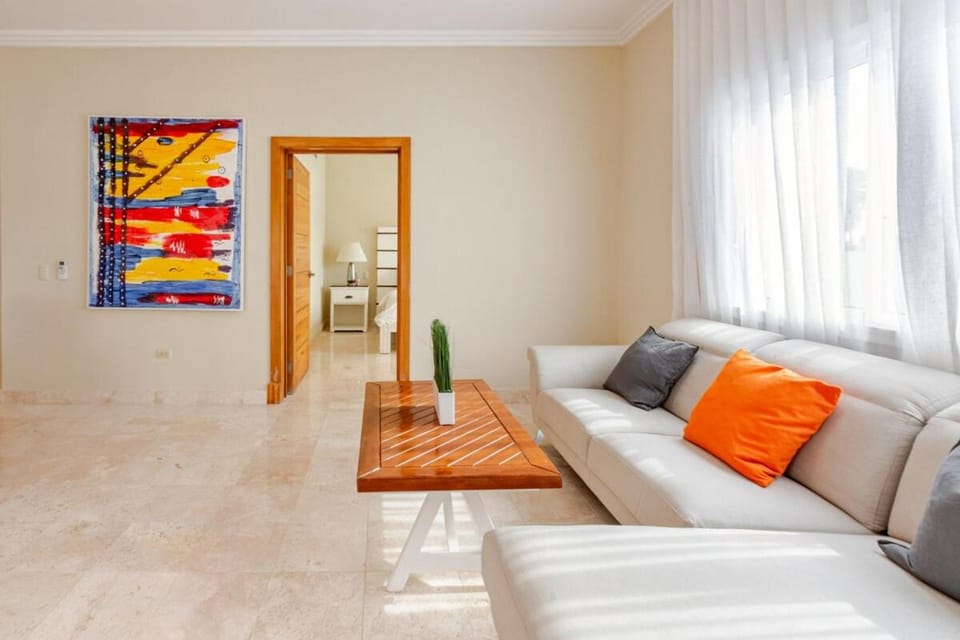 Steps from the ocean and white sand, top location Apartment in Punta Cana
