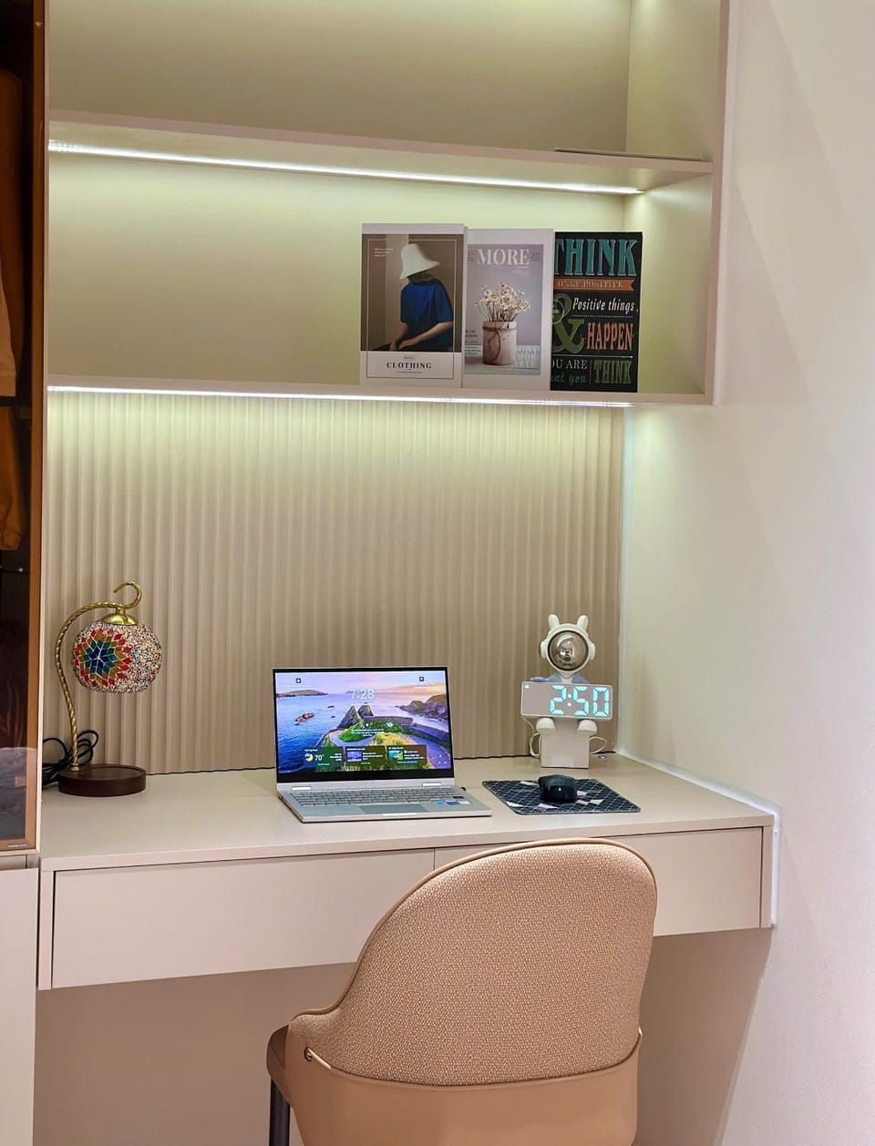 Homestay Oanh Thư Timescity Apartment in Hanoi