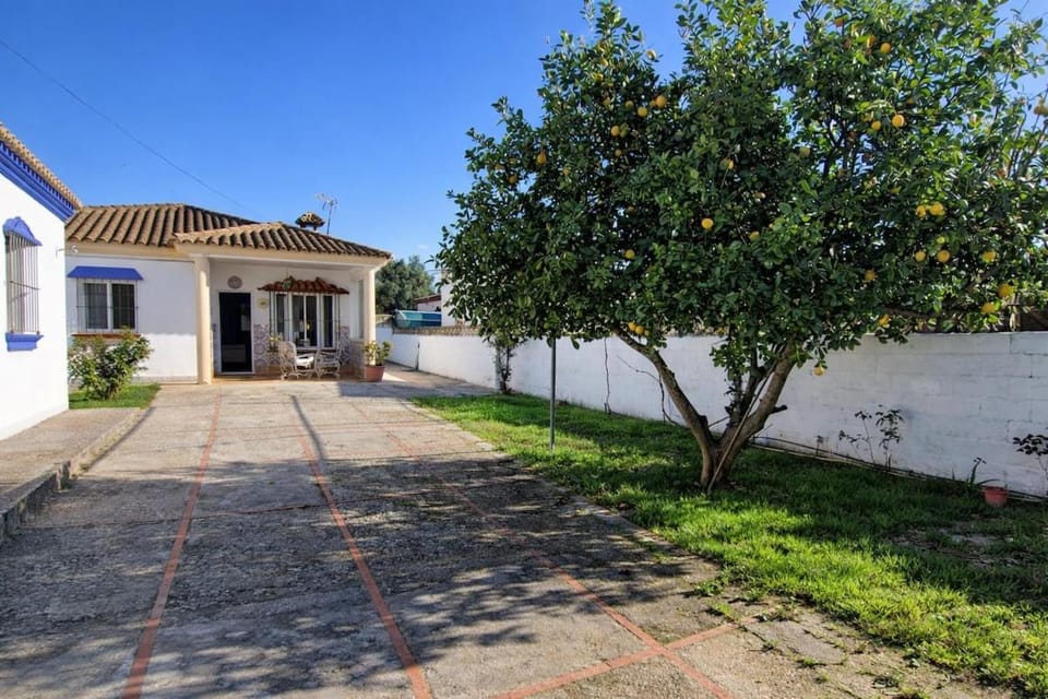 Winahost Casita Chiclana House in Chiclana de la Frontera
