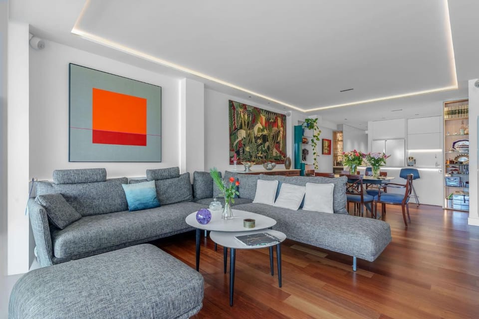 Communal lounge/ TV room, Living room