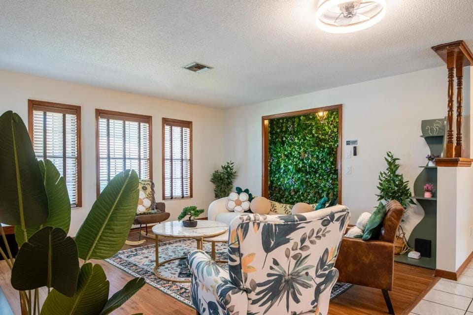 4bd & 2bth near daytona and new smyrna House in Deltona