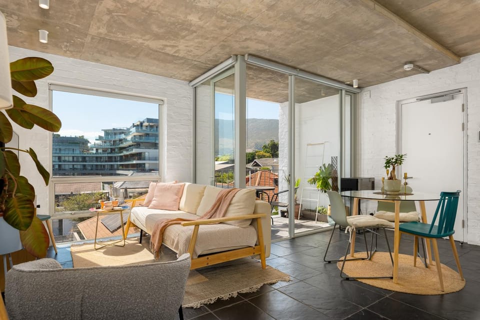 29 Queens Apartment in Sea Point