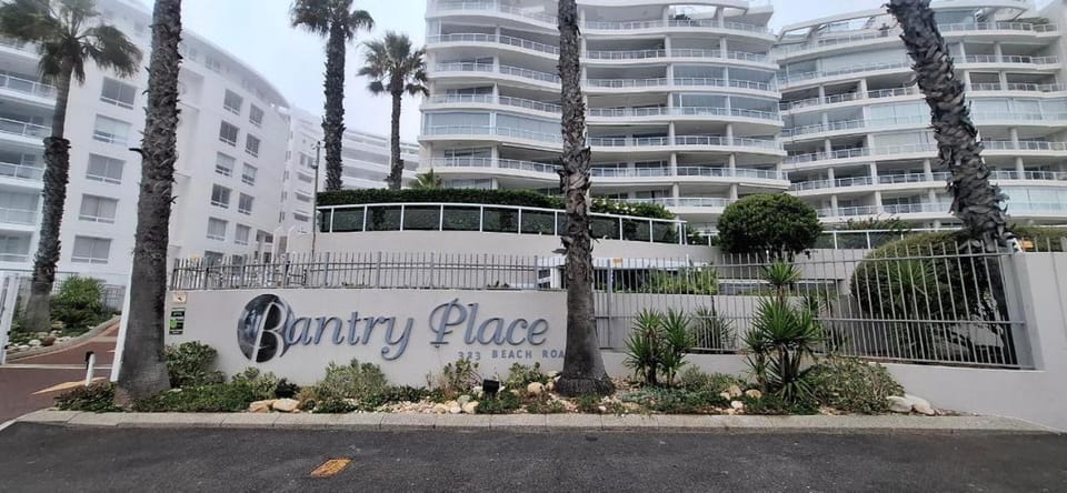 Palm Breeze Retreat Apartment in Sea Point