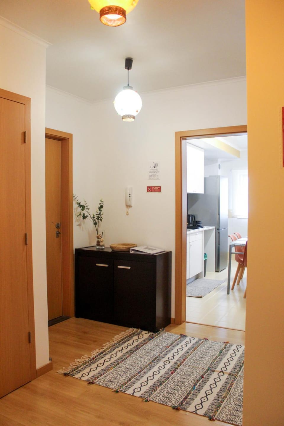 Facade/entrance, Kitchen or kitchenette