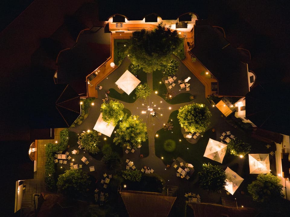 Property building, Night, Bird's eye view, Garden, View (from property/room), Balcony/Terrace, Garden view