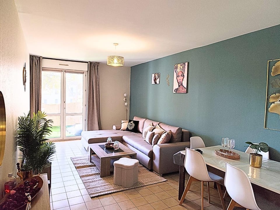 Idyllic stay, 15 minutes from Avignon, 1-bedroom apartment , terrace Apartment in Le Pontet