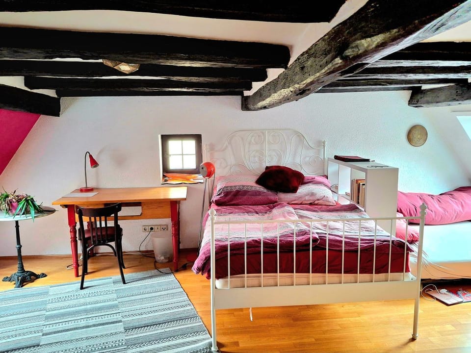 Property building, Living room, Bedroom