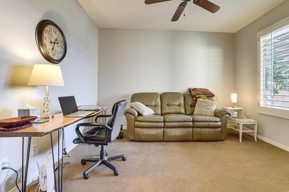 Luxe 55-Plus Retreat 4 Mi to Golf Club of Estrella House in Goodyear