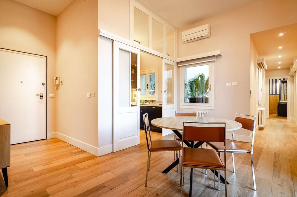 Dining area, air conditioner