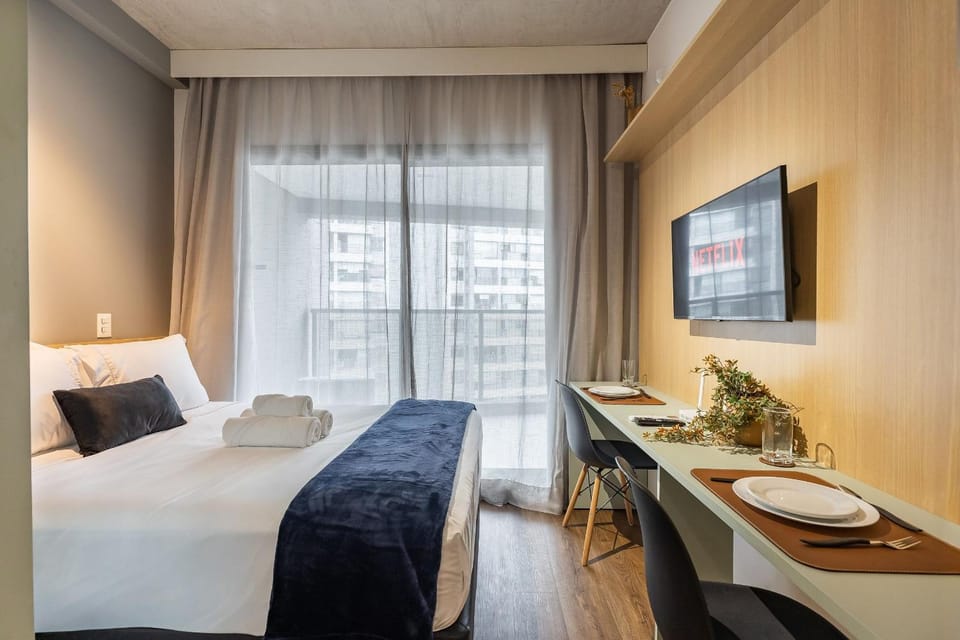 Studio Vila Madalena | Rooftop + Varanda + AC Apartment in Sao Paulo City