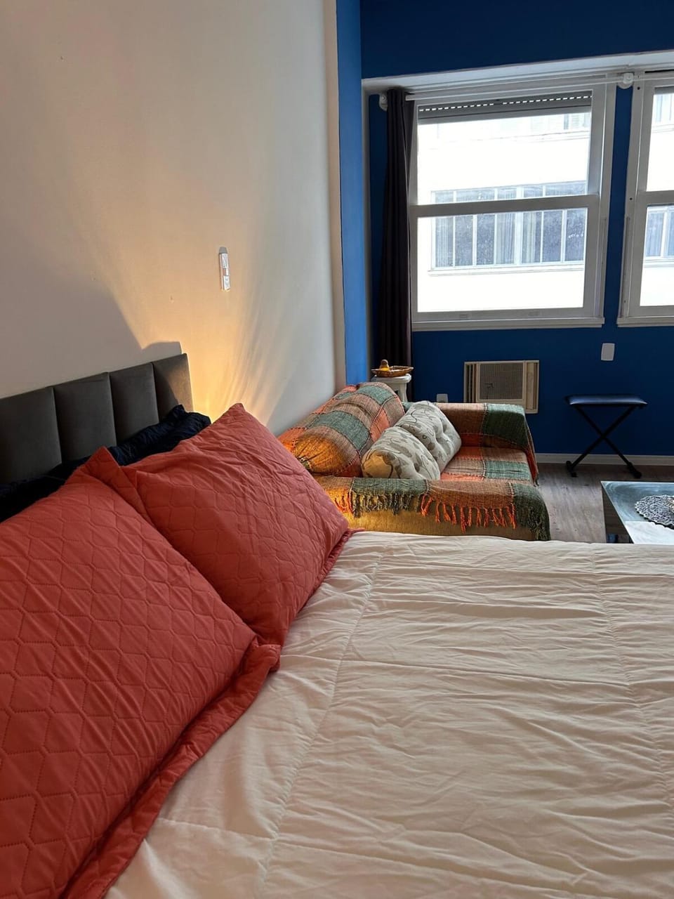 Apto charmoso na Praia - Posto 5 - Perto do Metrô Apartment in Rio de Janeiro