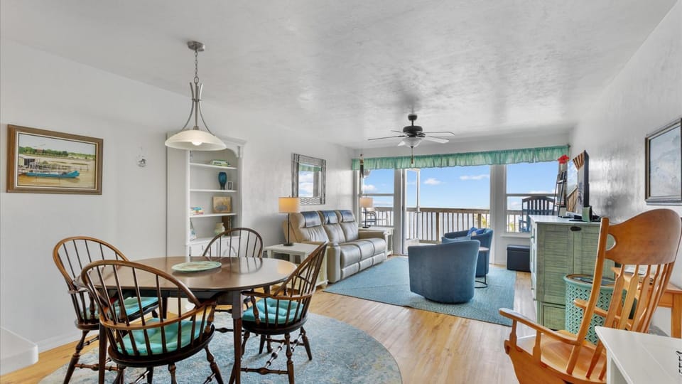 Fenimore Mill 2B - Pool, Hot Tub, and Boat Parking Apartment in Cedar Key