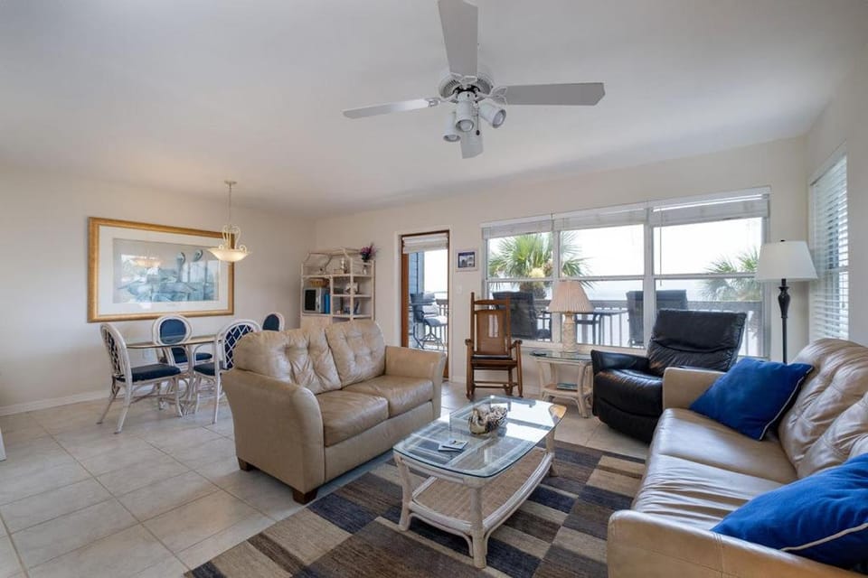Fenimore Mill 6A - Open Gulf View, Pool & Hot Tub! Apartment in Cedar Key