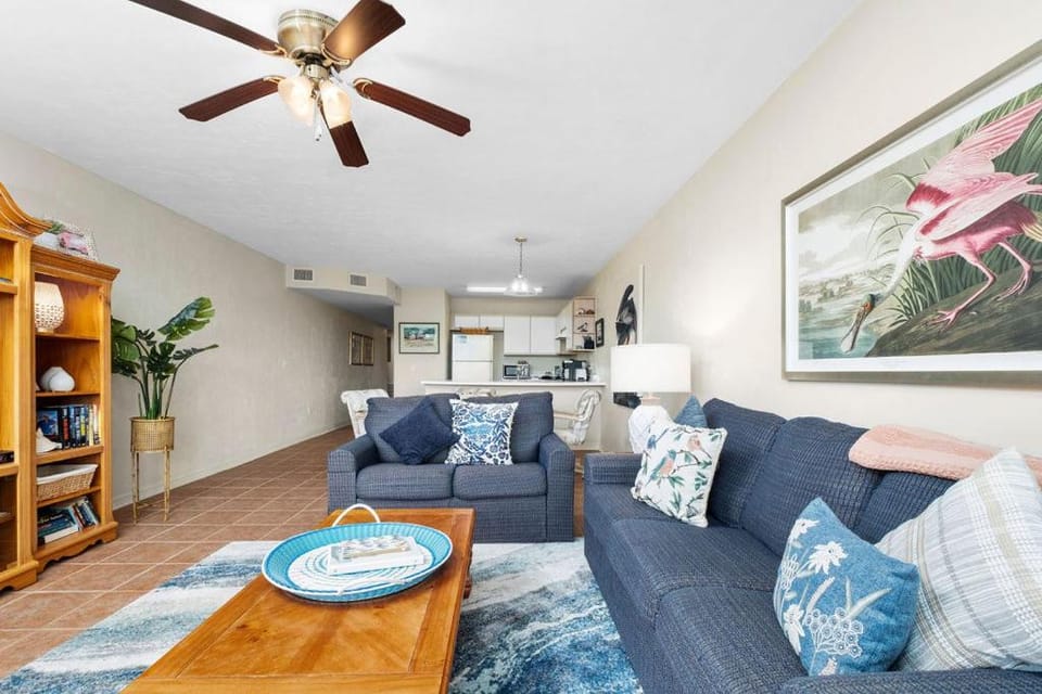 Fenimore Mill 9B - Fresh New Look & Pool! Apartment in Cedar Key