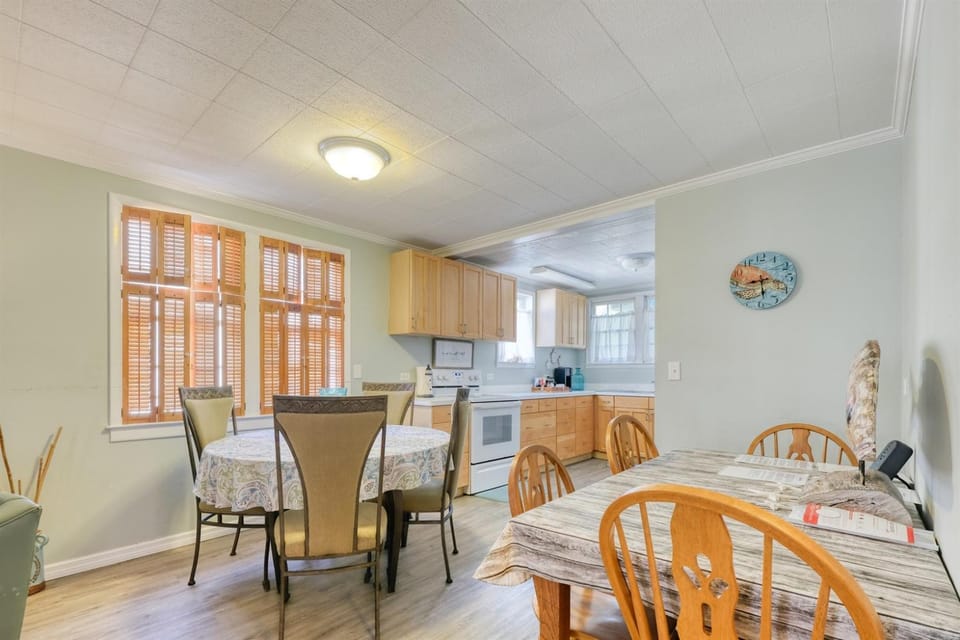 Turtle Cove- Boat Parking, Downtown, Fast Internet House in Cedar Key