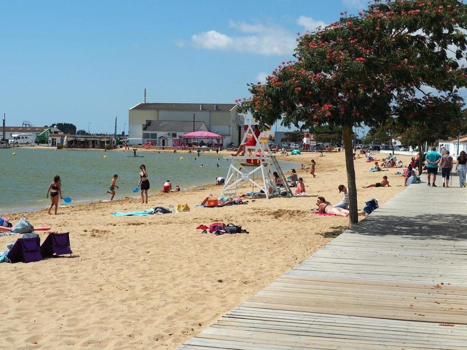 Vendée Holiday Home House in La Faute-sur-Mer
