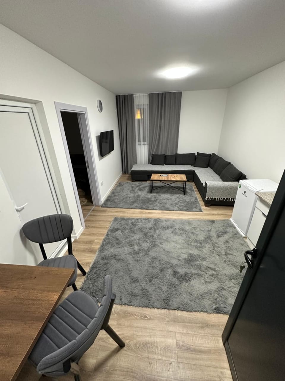 TV and multimedia, Living room, Seating area