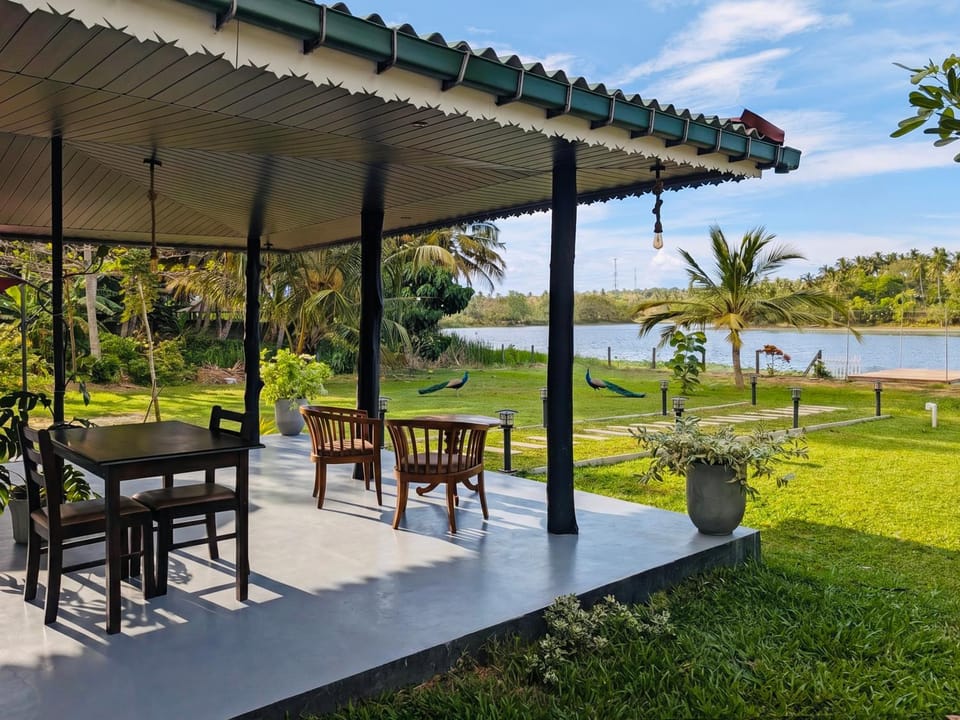 The Loons Lake Villa Villa in Tangalle