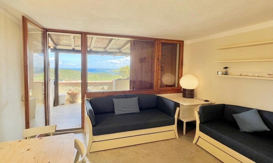 View (from property/room), Living room, Dining area