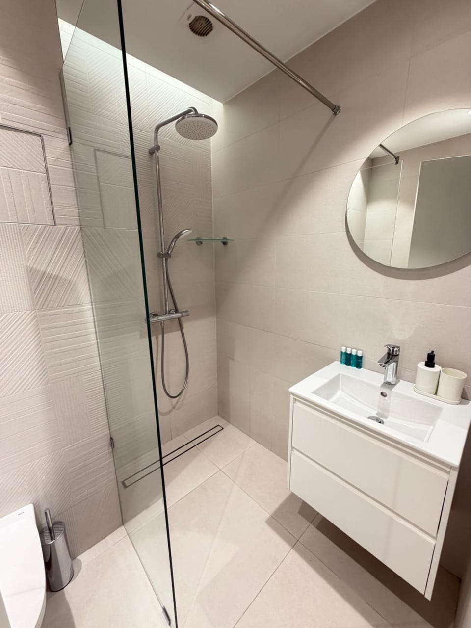 Shower, Bathroom