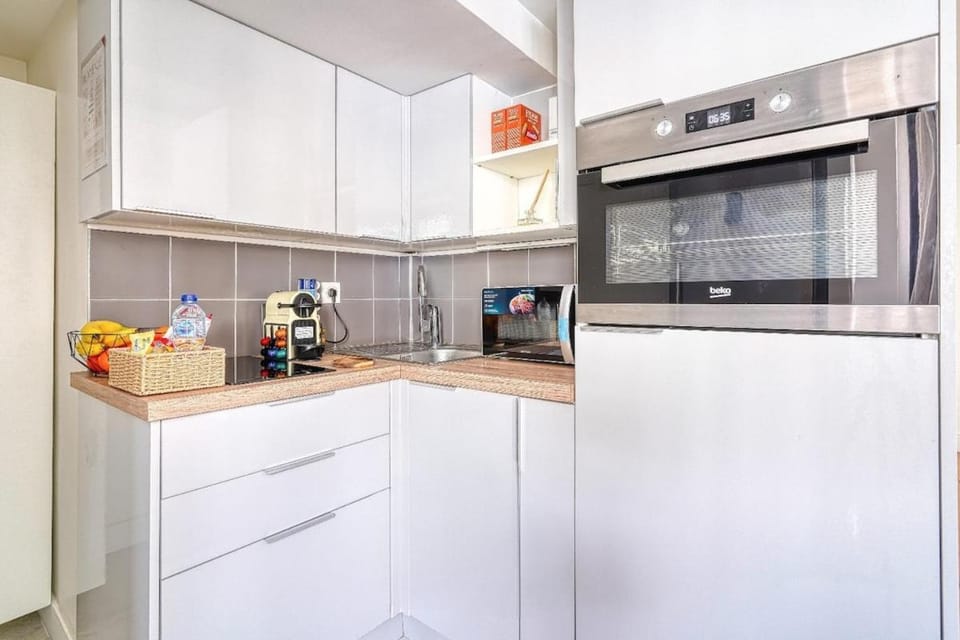 La Bohème x Paris x Netflix Apartment in Créteil