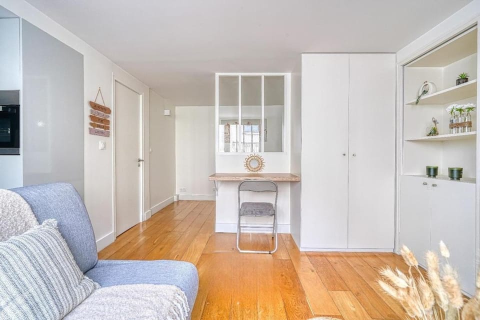 La Bohème x Paris x Netflix Apartment in Créteil