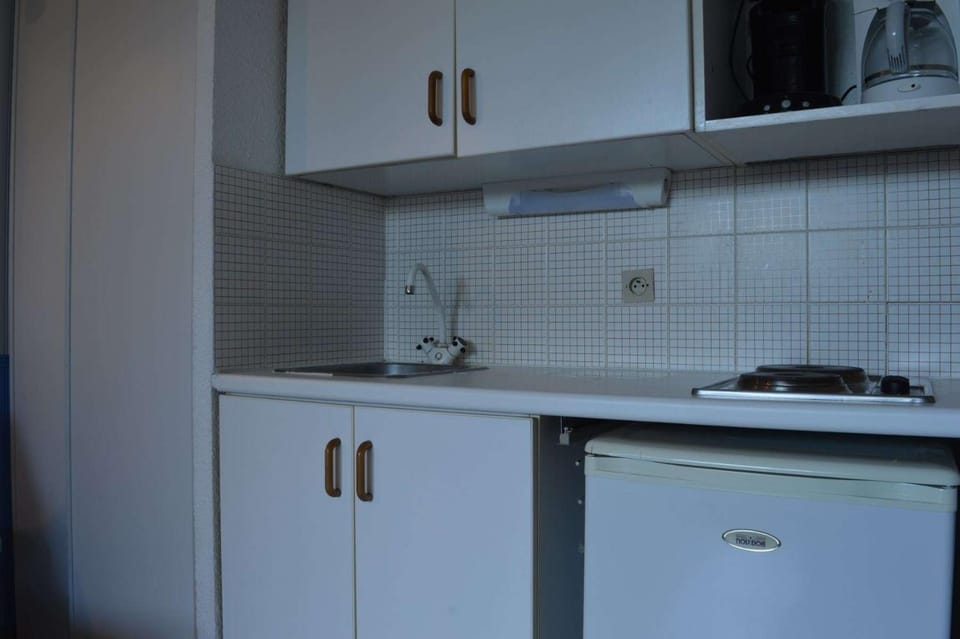 studio cabine piscine front de mer saint cyprien sud sc490-085 Cabin in Saint-Cyprien