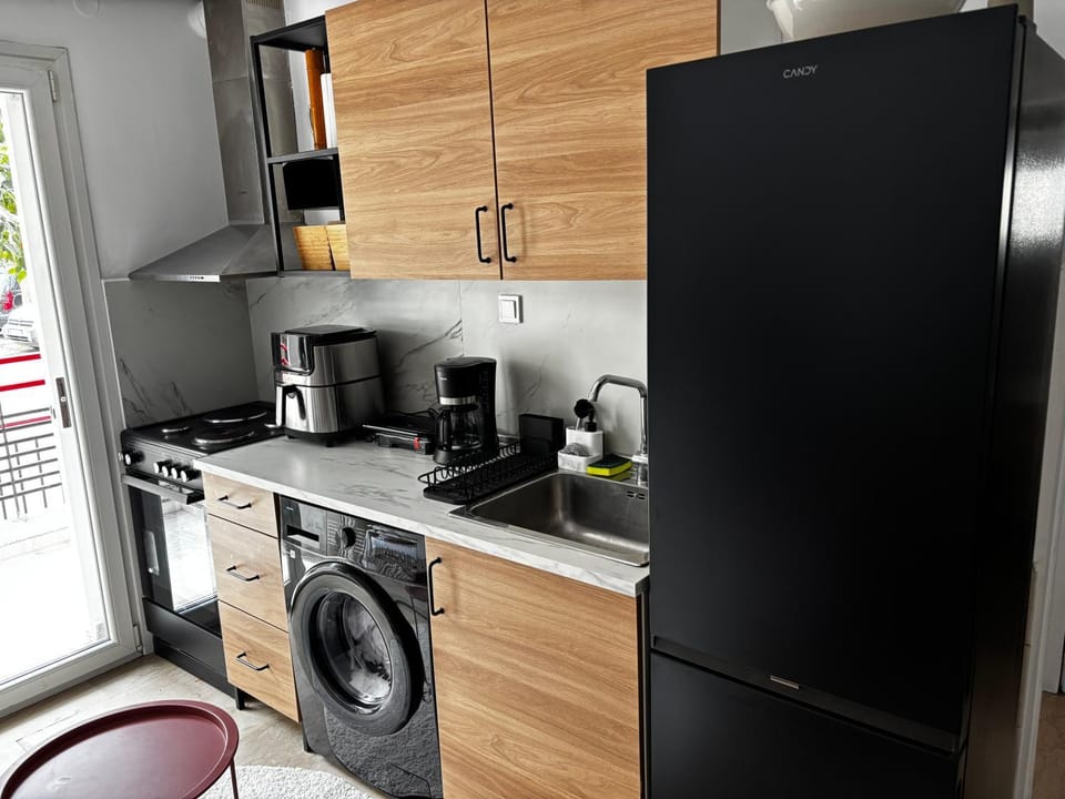 Soboro Piano Studio Kalamaria near airport & metro station Apartment in Thessaloniki