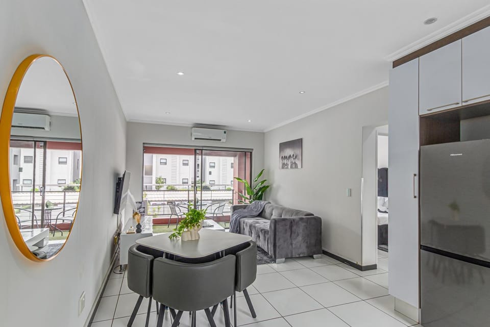 X&M Cédille Suites - Sandton Apartment in Sandton