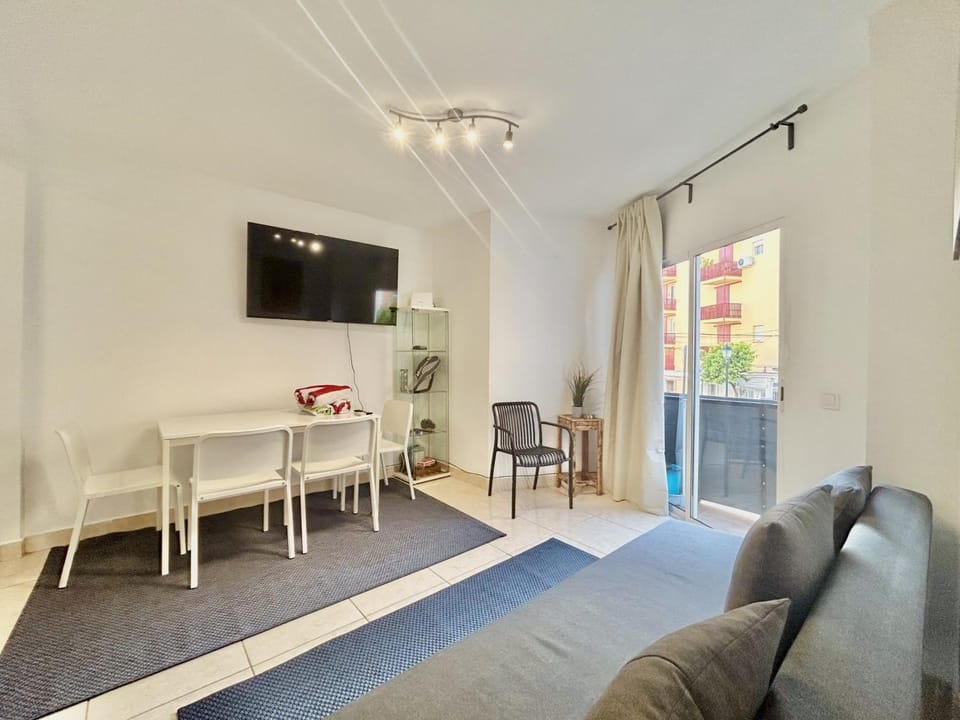 Cómodo Apt 2 Hab + 2 Baños | Fuengirola Centro Apartment in Fuengirola