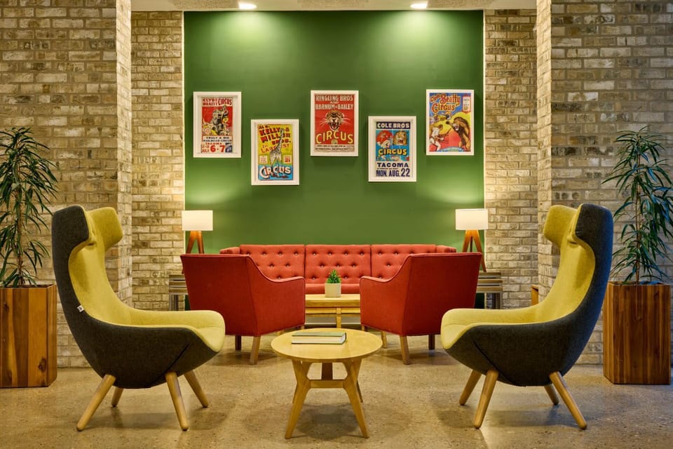 Seating area