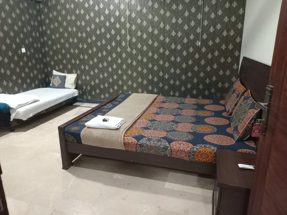 Joaz Guest House Bed and Breakfast in Islamabad