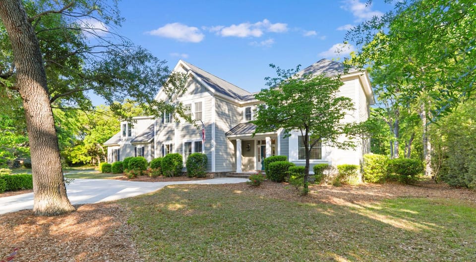 5 BR 4 BA Home Close To The Marsh Walk House in Murrells Inlet