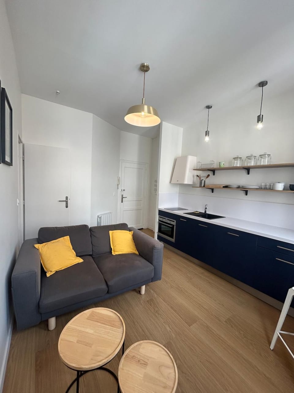 Living room, kitchen