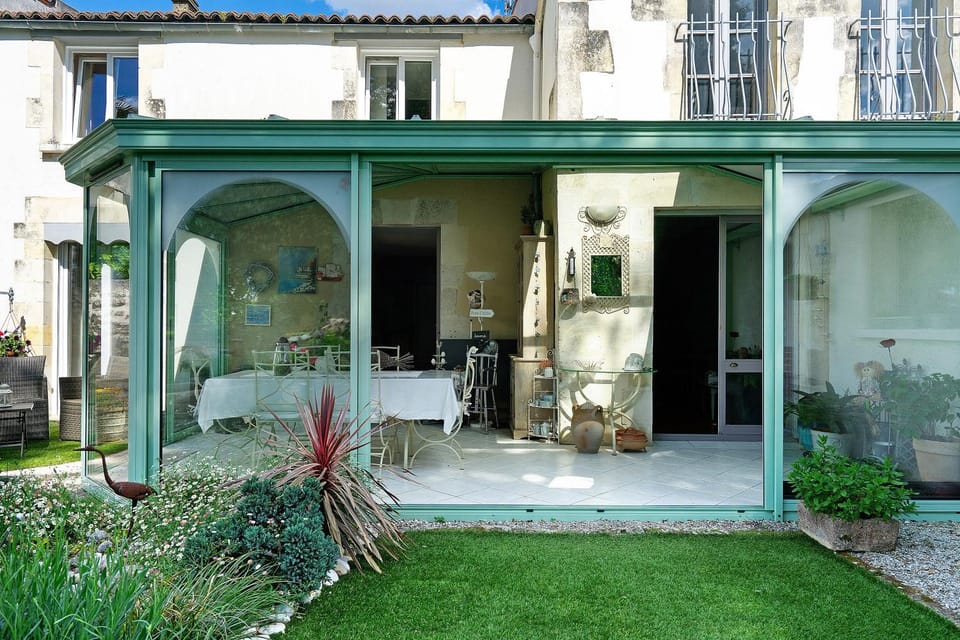 Property building, Living room