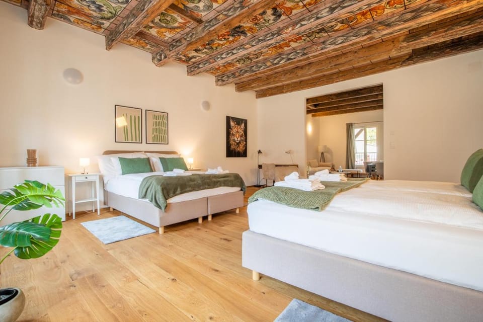 Bed, Photo of the whole room