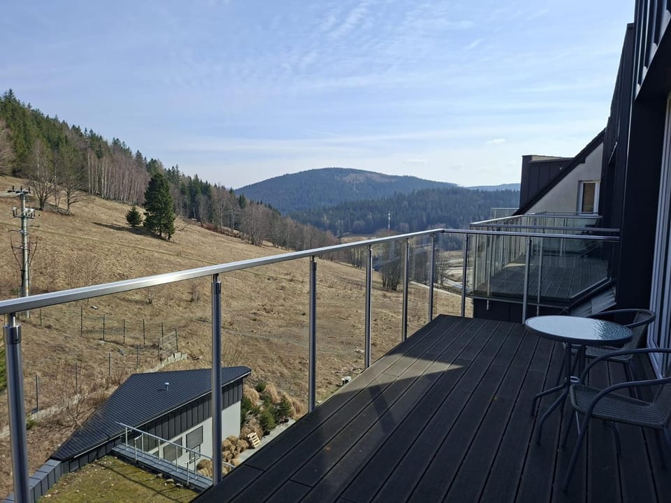 Balcony/Terrace, Mountain view, Mountain view