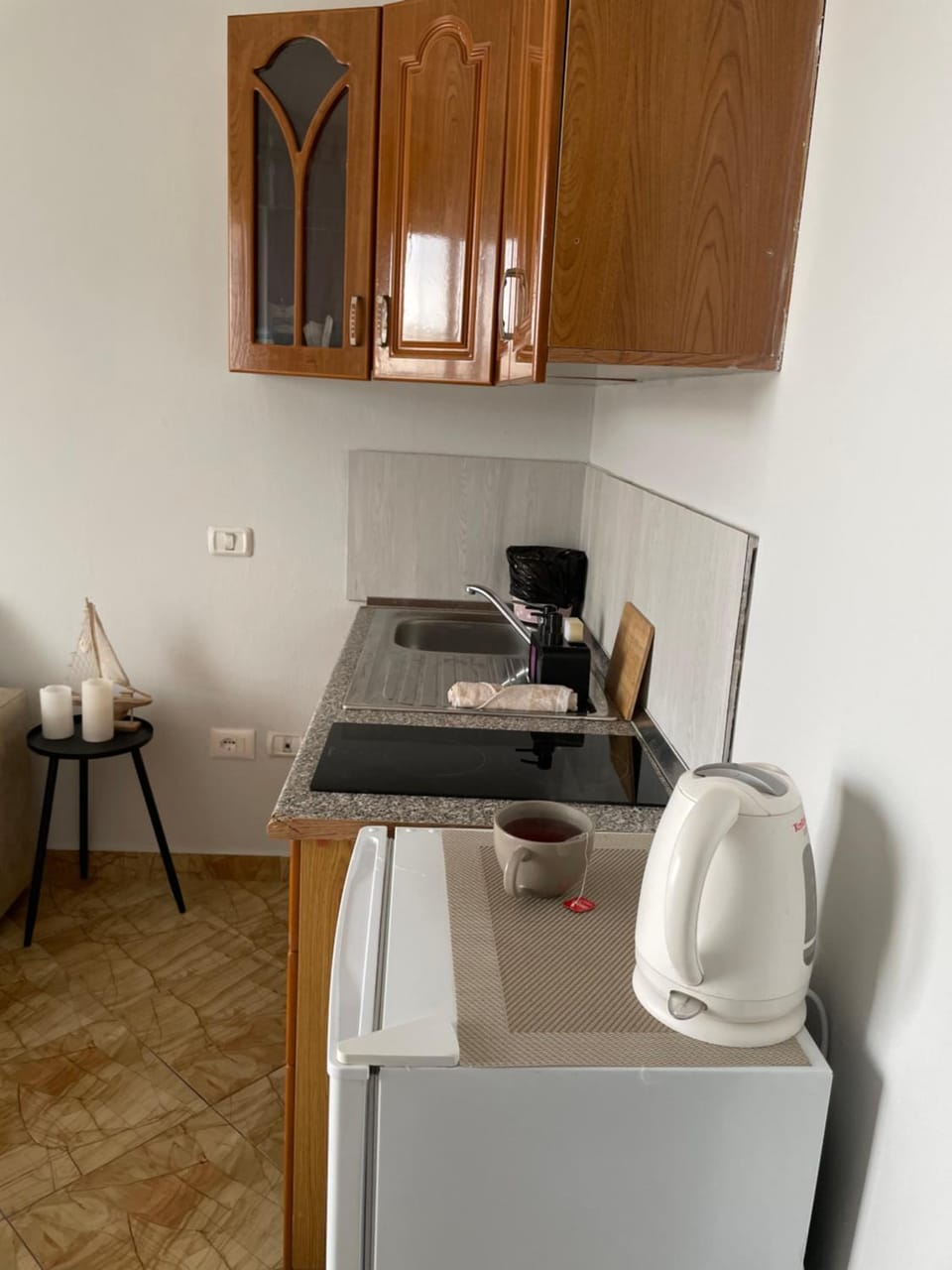 Kitchen or kitchenette, stove
