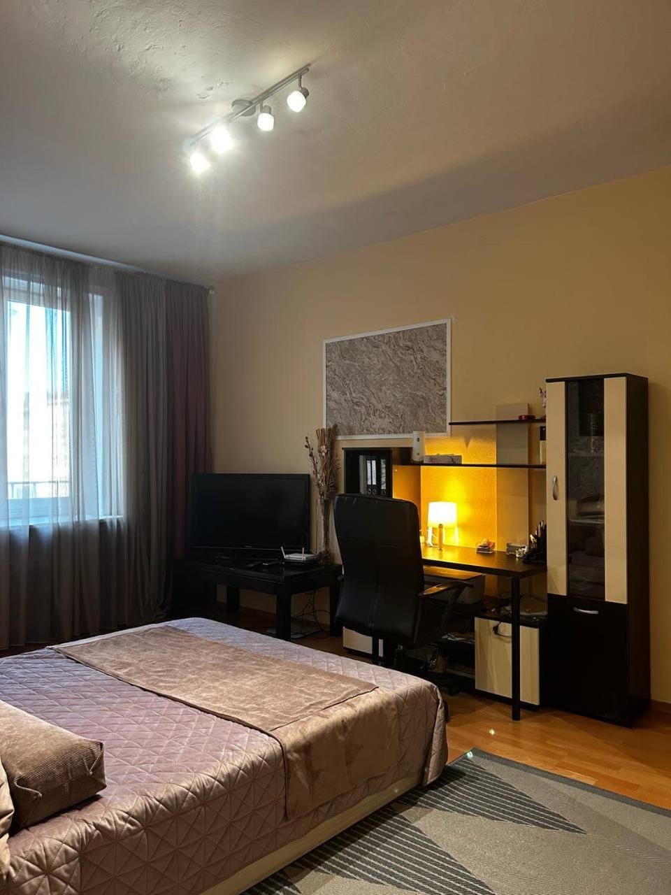 Communal lounge/ TV room, Living room