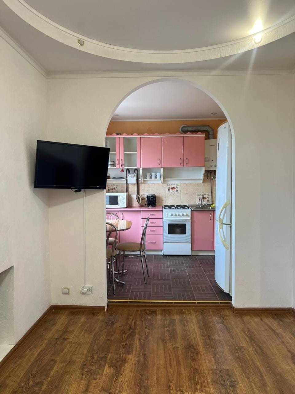 TV and multimedia, Kitchen or kitchenette, oven