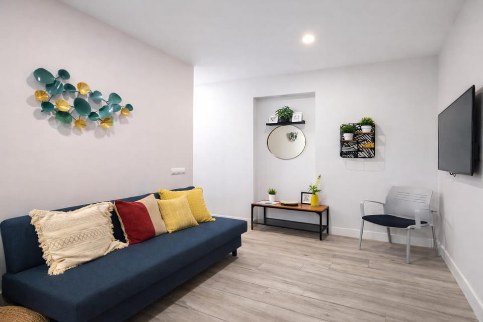 Communal lounge/ TV room, TV and multimedia, Living room, Seating area