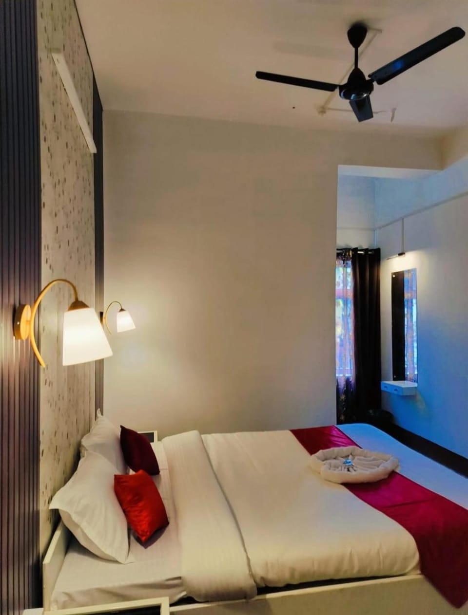 Bed, Bedroom