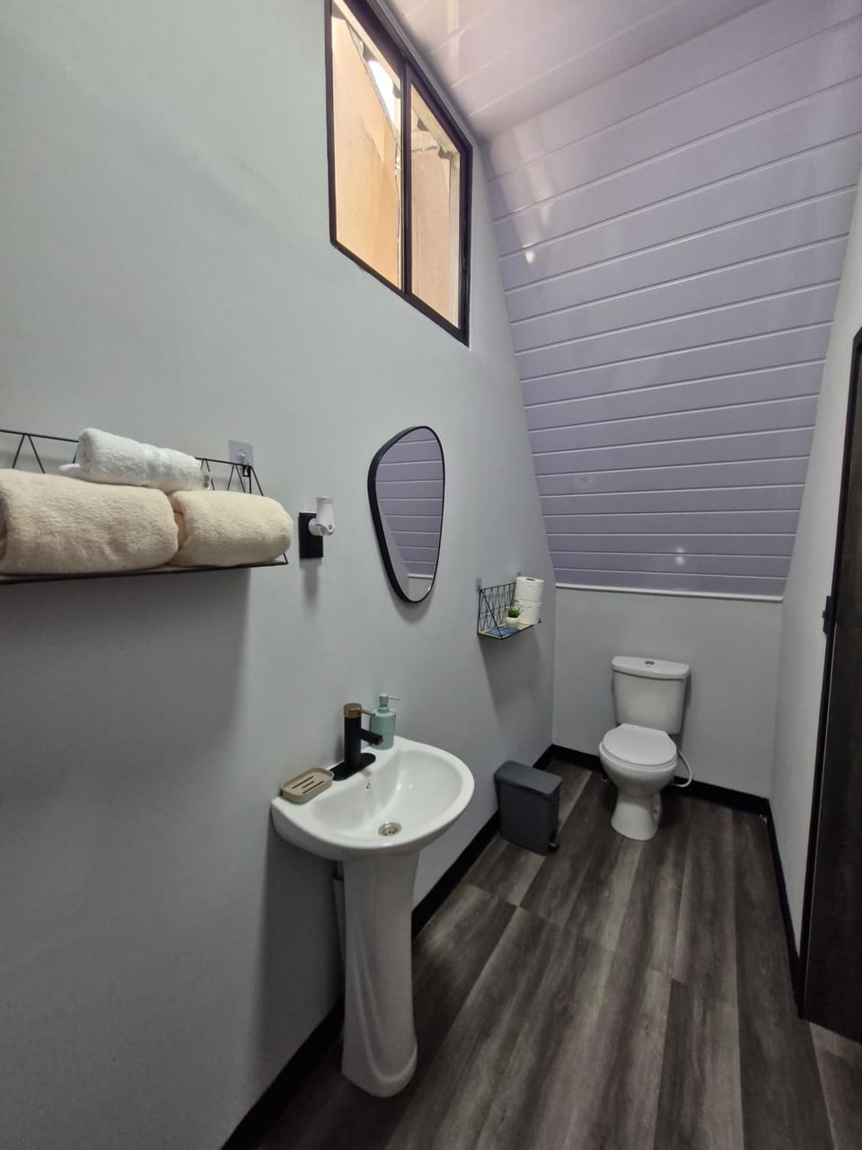 Casabela Cabaña con piscina ubicación céntrica Apartment in Francisco Morazán Department