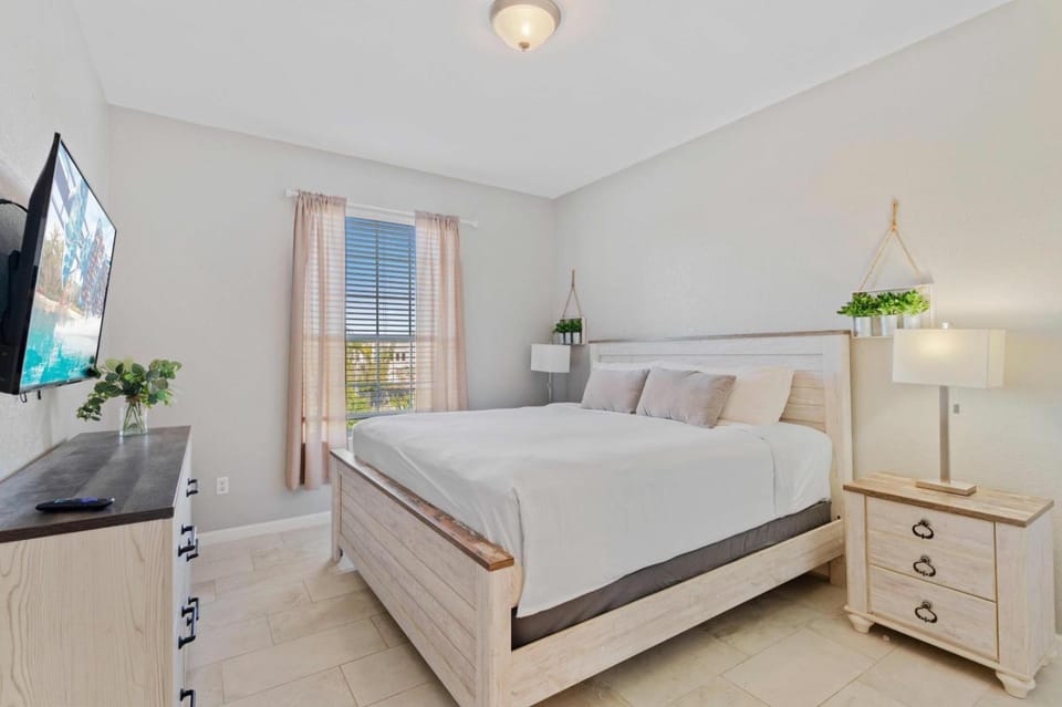 4114-306 Spacious 3bd condo at Vista Cay Resort Apartment in Orlando