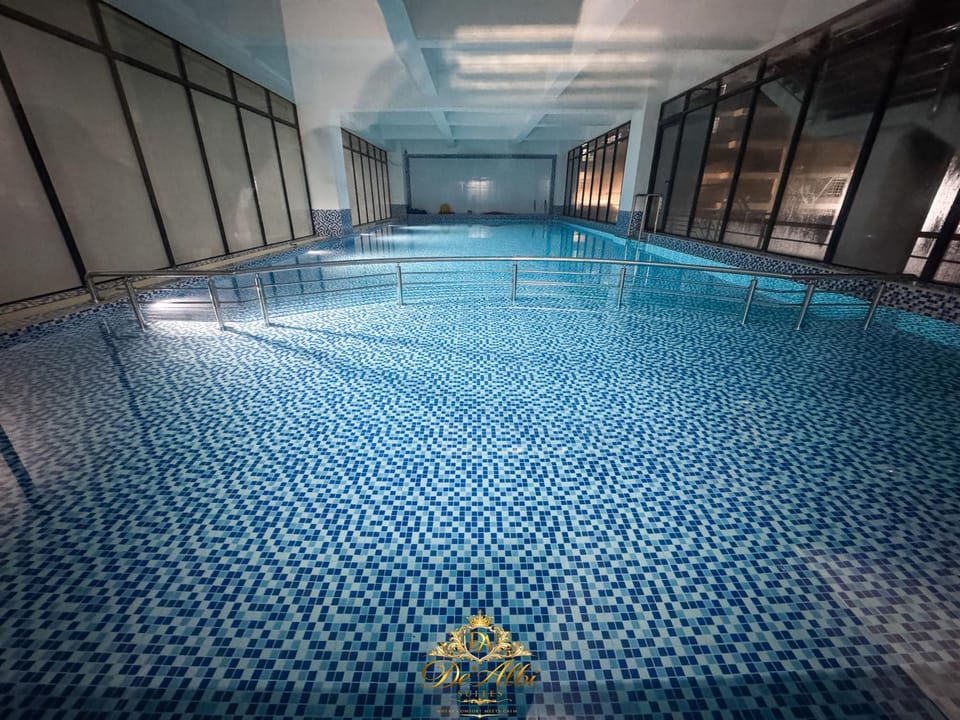 Swimming pool, Swimming pool