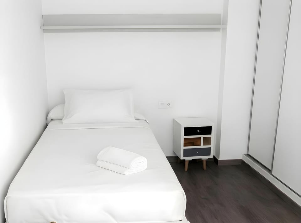 Apartamentos Zona centrica Conil solo alquilamos a parejas y familias Apartment in Conil de la Frontera