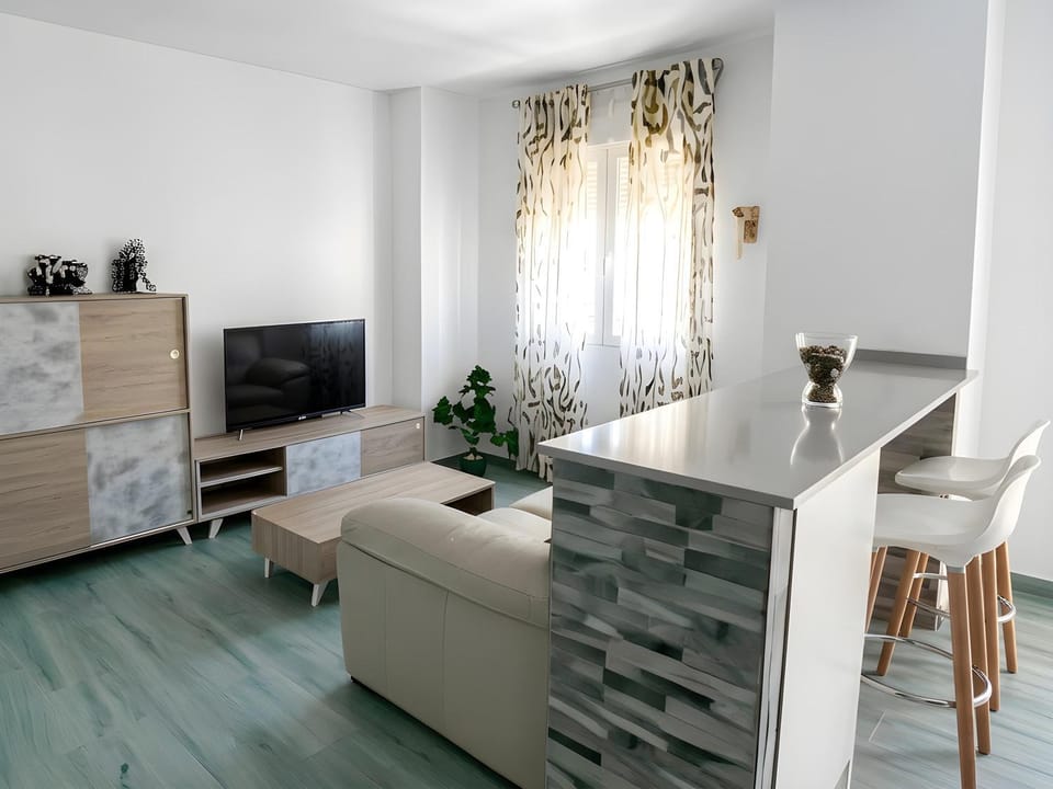 Apartamentos Zona centrica Conil solo alquilamos a parejas y familias Apartment in Conil de la Frontera