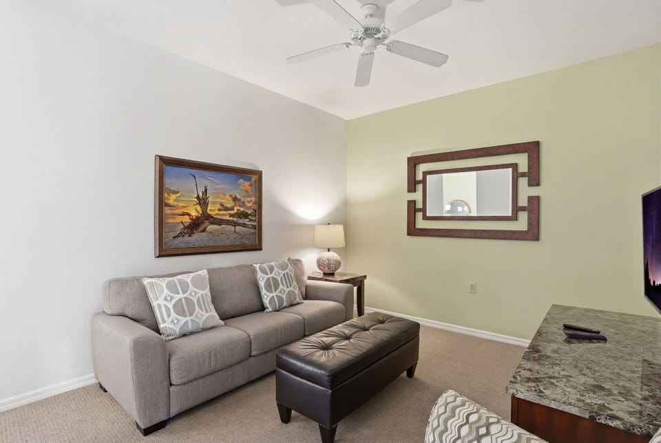 #1223 - Sleeps 6 - Lake and Landscape View House in Lely Resort