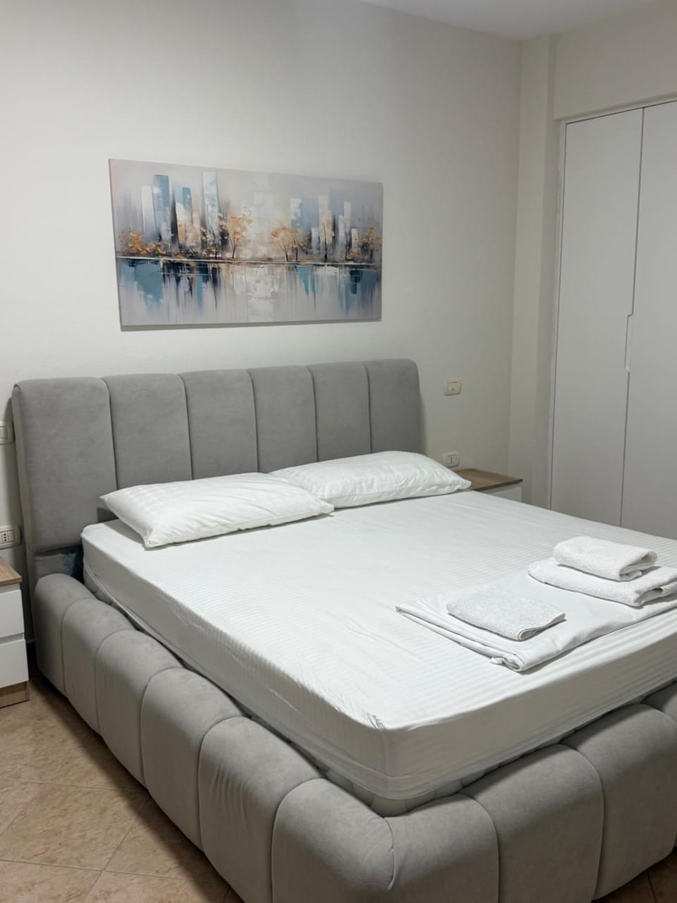 Fllad deti 03 Apartment in Vlorë